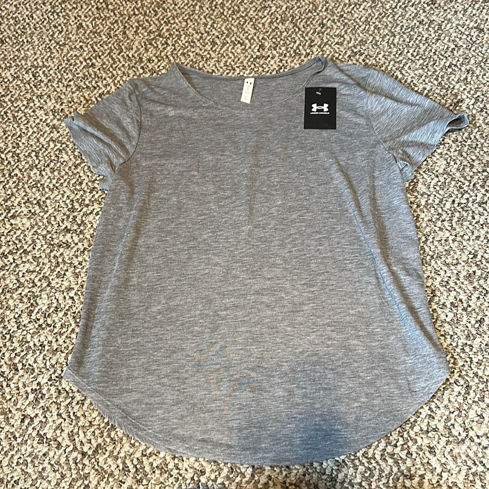 NWT under Armor T Shirt